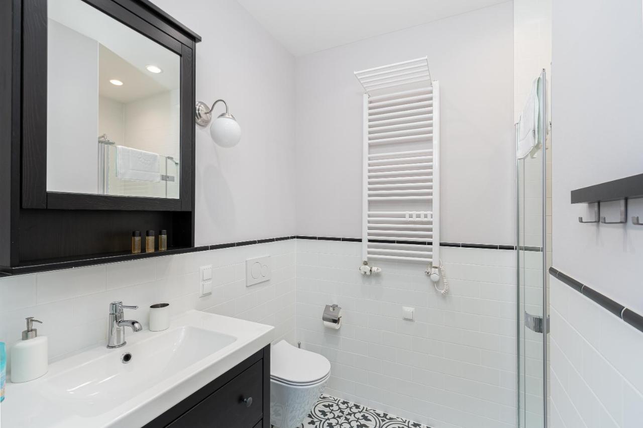 One-Bedroom Apartment 16 Sarego Street