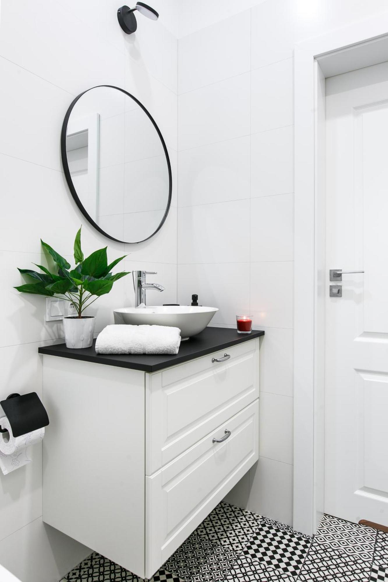 One-Bedroom Apartment 16 Sarego Street