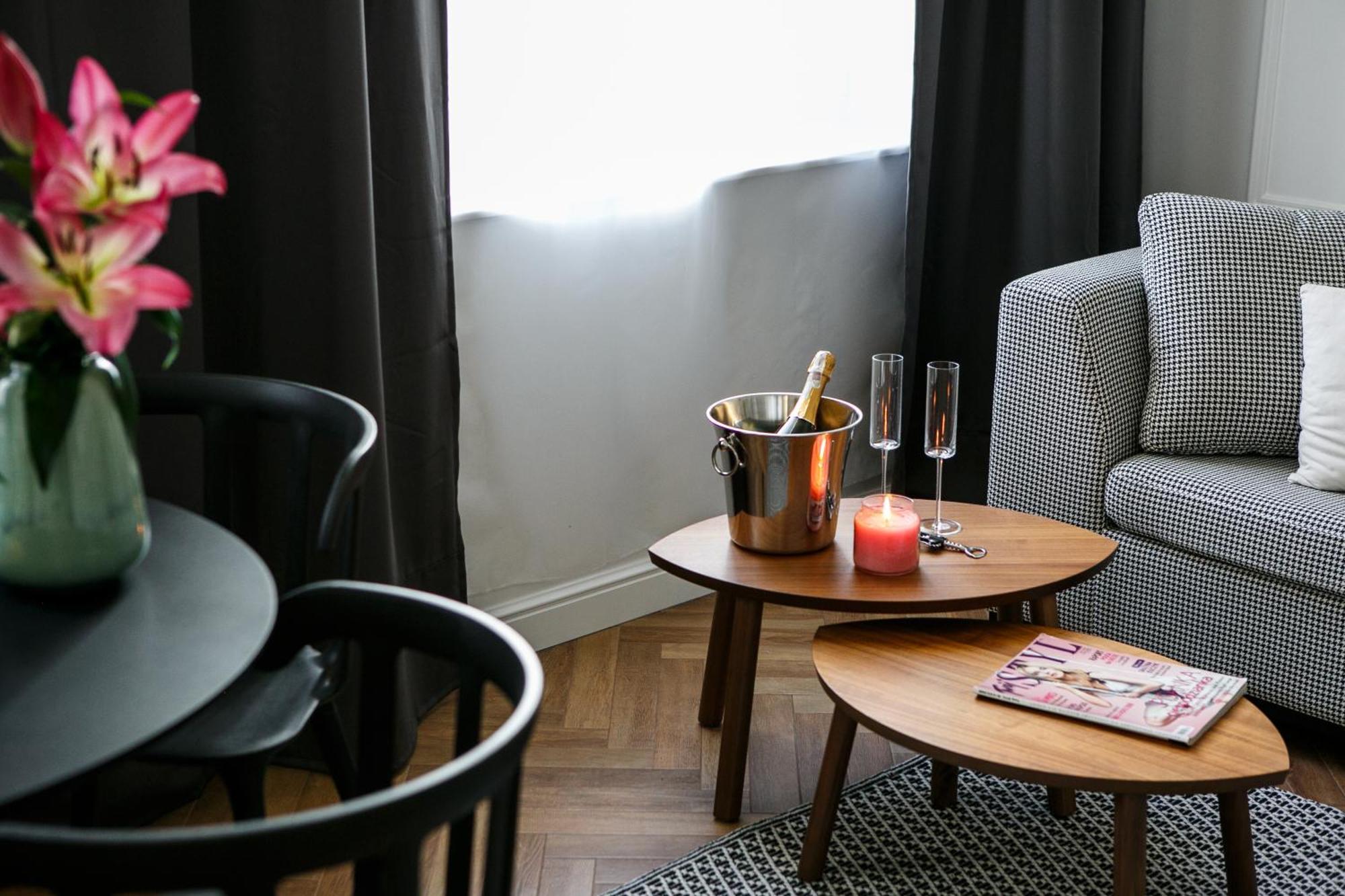 One-Bedroom Apartment 16 Sarego Street
