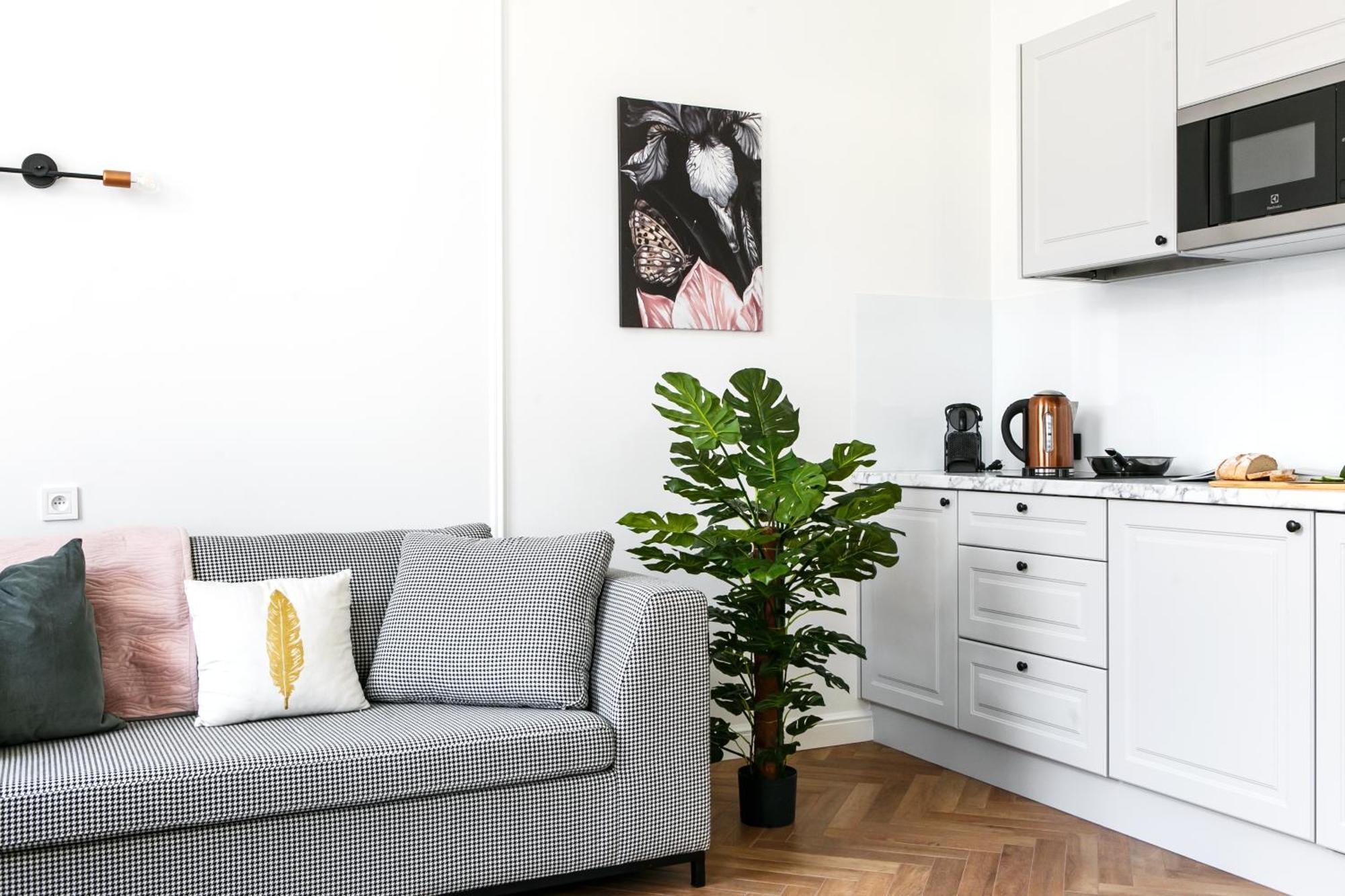 One-Bedroom Apartment 16 Sarego Street